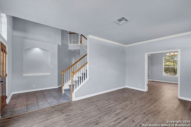 Listing photo id 2 for 1339 Barton Creek