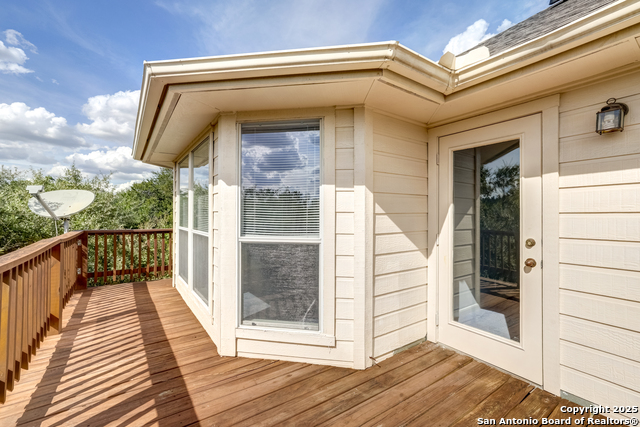 Listing photo id 41 for 1339 Barton Creek