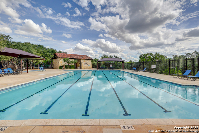 Listing photo id 43 for 1339 Barton Creek