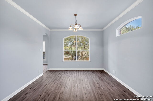 Listing photo id 6 for 1339 Barton Creek