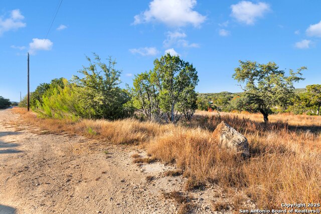 Listing photo id 0 for 204 Walden Pond
