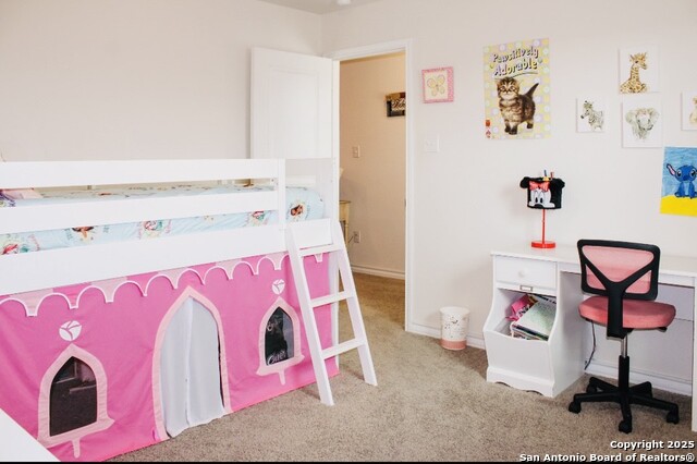 Listing photo id 13 for 7427 Equinox Corner