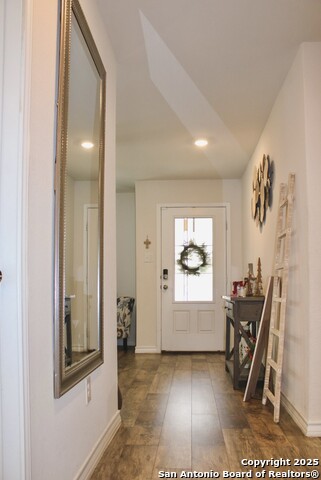 Listing photo id 1 for 7427 Equinox Corner