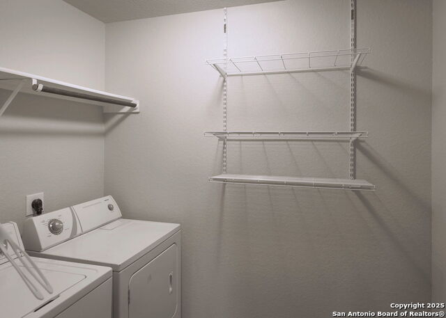 Image 17 of 18 For 1972 Bluethroat