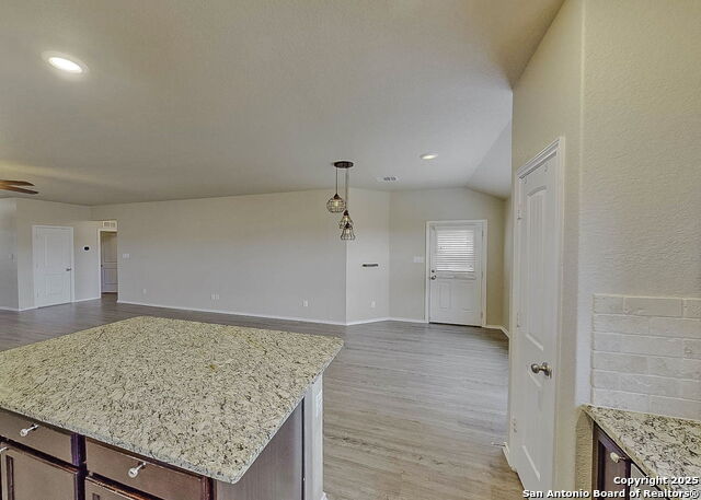 Image 5 of 18 For 1972 Bluethroat