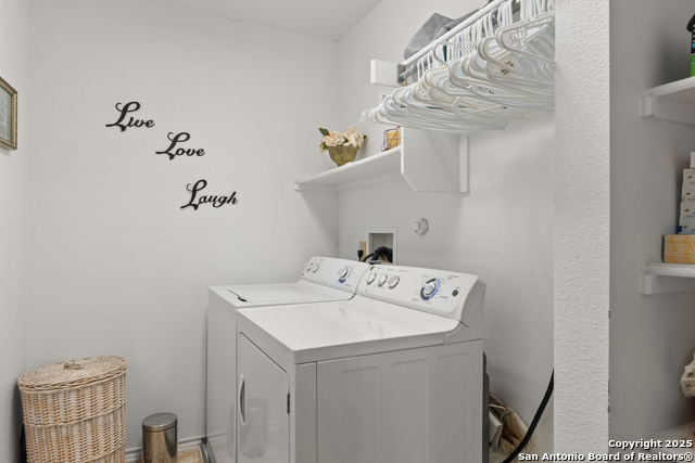 Listing photo id 25 for 4919 Orchid Star