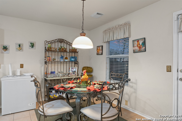 Listing photo id 6 for 4919 Orchid Star