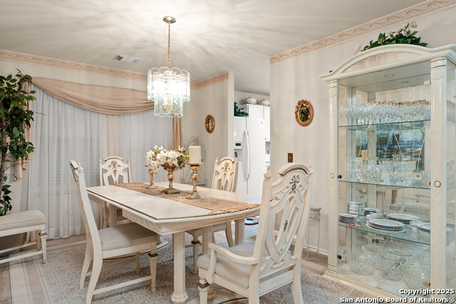 Listing photo id 7 for 4919 Orchid Star