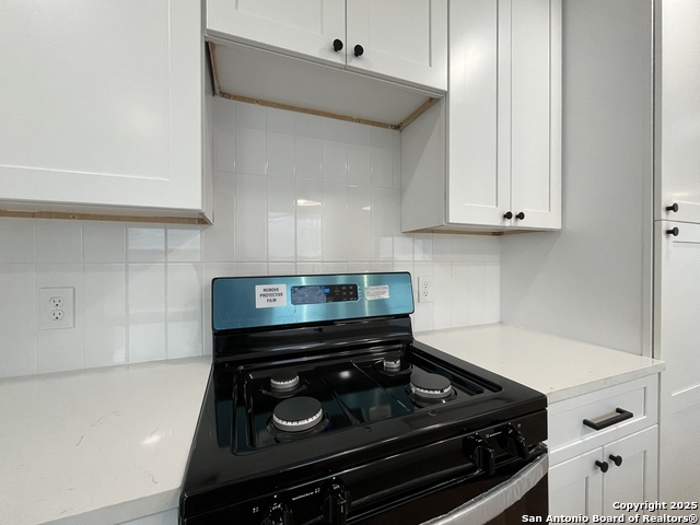 Image 11 of 36 For 2239 Burnet St