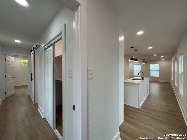 Image 13 of 36 For 2239 Burnet St