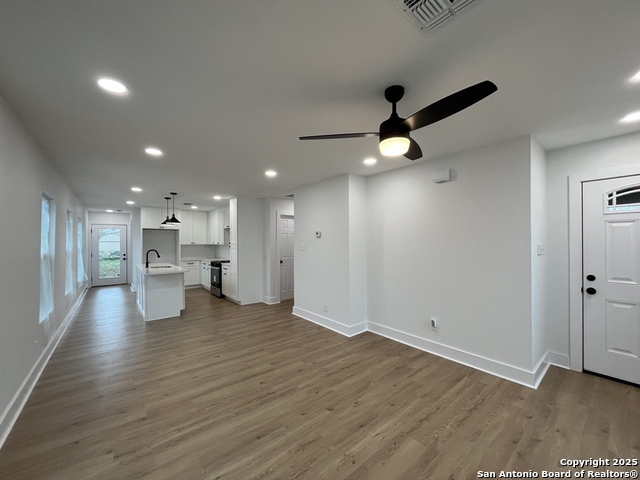 Image 8 of 36 For 2239 Burnet St