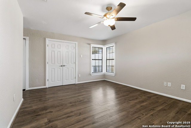 Image 27 of 49 For 2439 W Summit Ave