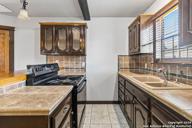 Image 39 of 49 For 2439 W Summit Ave