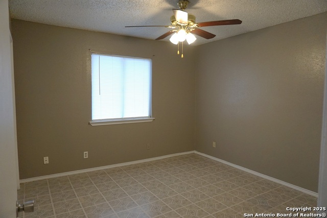 Image 14 of 24 For 6320 Waddesdon Wood