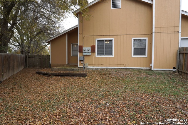 Image 23 of 24 For 6320 Waddesdon Wood