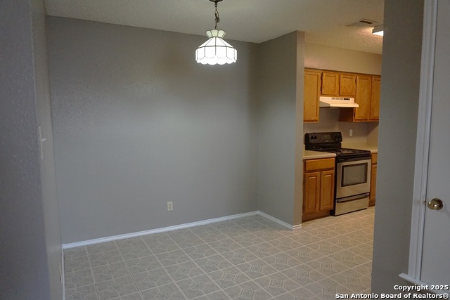 Image 8 of 24 For 6320 Waddesdon Wood