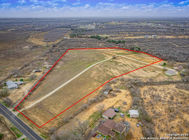 Image 2 of 7 For 12330 Pearsall Rd