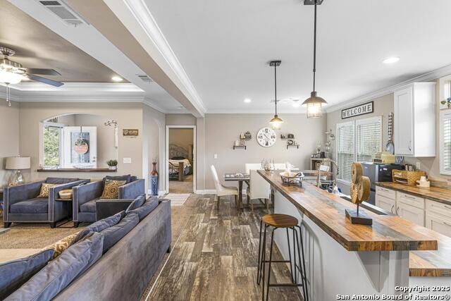 Image 10 of 30 For 210 Rhonda Drive