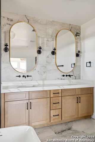 Image 26 of 40 For 179 Hidden Ranch Ln