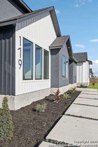 Image 32 of 40 For 179 Hidden Ranch Ln