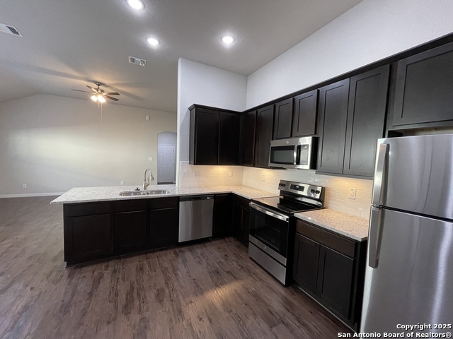 Listing photo id 8 for 10023 Westover Bluff