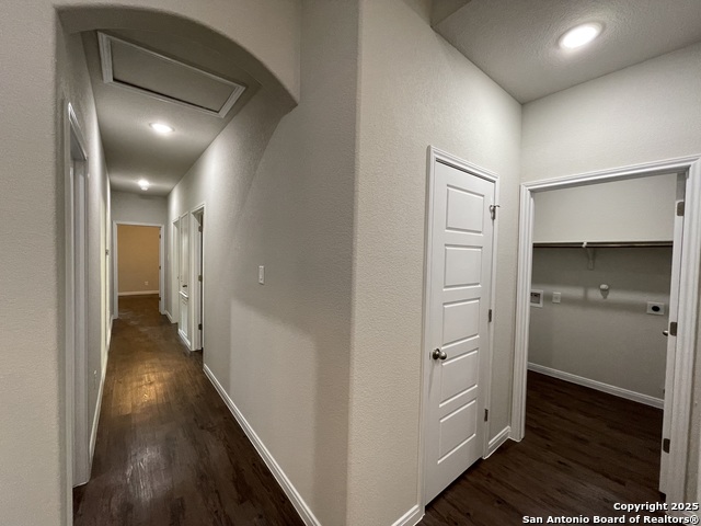 Listing photo id 9 for 10023 Westover Bluff