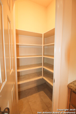 Image 15 of 50 For 34 Silverhorn