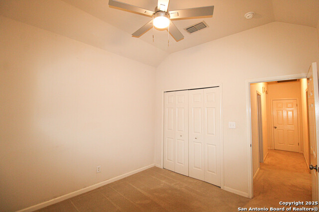 Image 43 of 50 For 34 Silverhorn