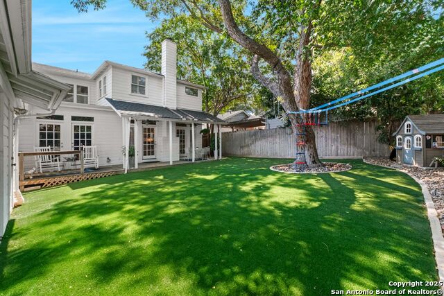 Listing photo id 30 for 351 Rosemary