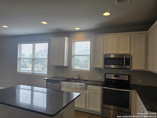 Listing photo id 4 for 11348 Top Hat