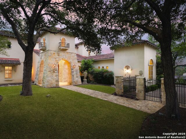 Image 2 of 39 For 810 Garraty Hill