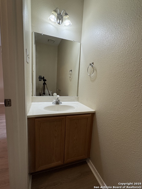 Image 7 of 17 For 10738 Shaencrossing