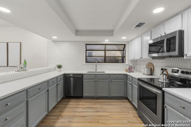 Image 13 of 29 For 15314 Artesian Oaks