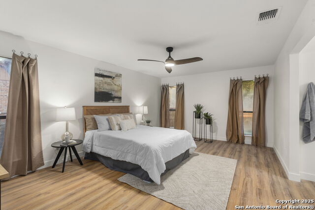 Image 16 of 29 For 15314 Artesian Oaks