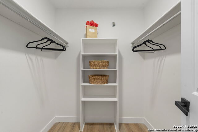 Image 19 of 29 For 15314 Artesian Oaks