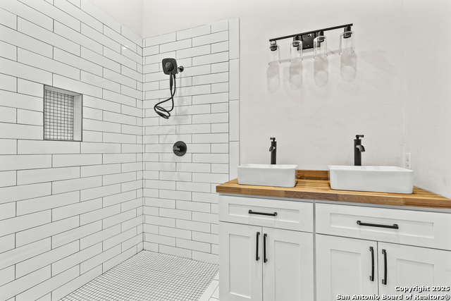 Image 11 of 13 For 311 Belmont  