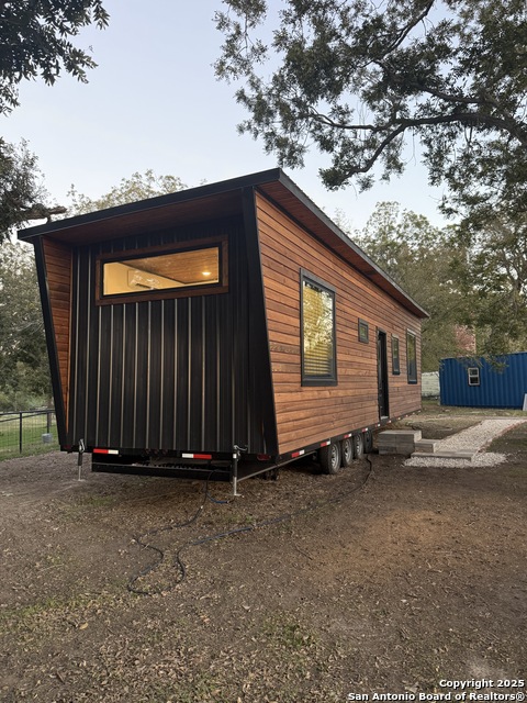 Listing photo id 2 for 4205 State Highway 123 Bypass S