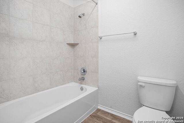 Image 14 of 48 For 11715 Blackmore Leap