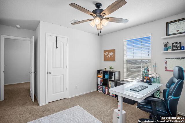 Image 21 of 48 For 11715 Blackmore Leap