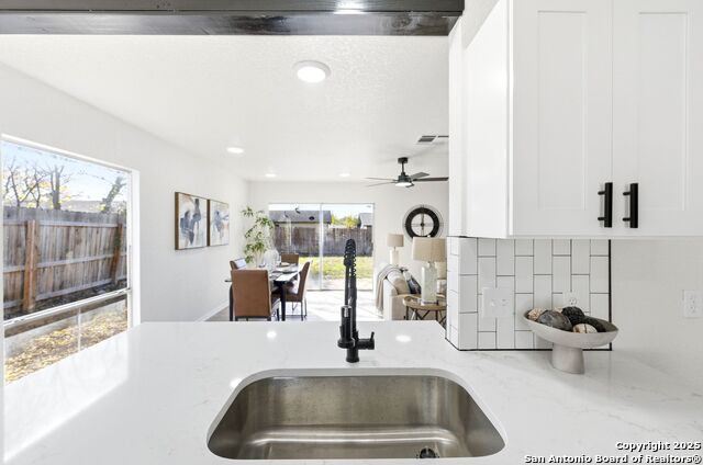 Image 10 of 36 For 5910 Channcy Sp