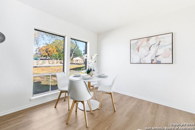 Image 8 of 36 For 5910 Channcy Sp