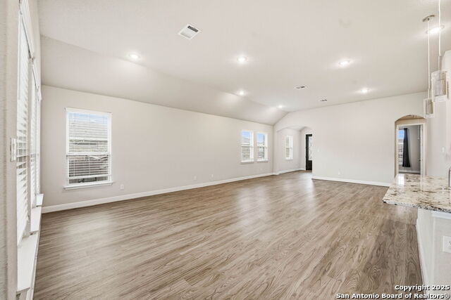 Image 11 of 50 For 5122 Village Park