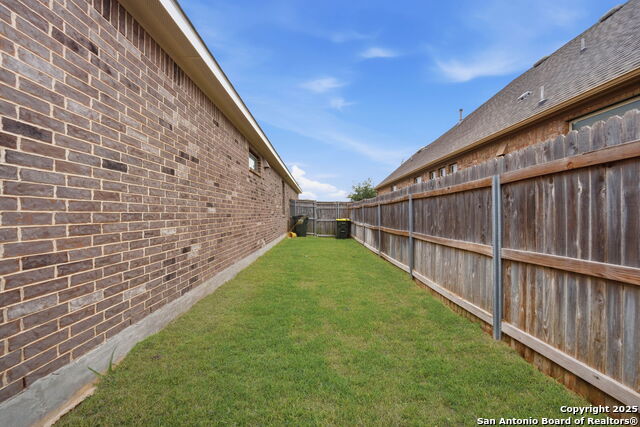 Image 42 of 50 For 5122 Village Park