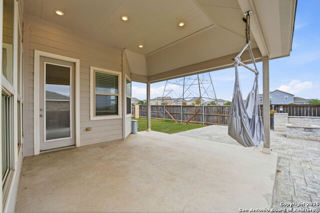 Image 44 of 50 For 5122 Village Park