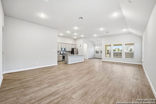 Image 9 of 50 For 5122 Village Park