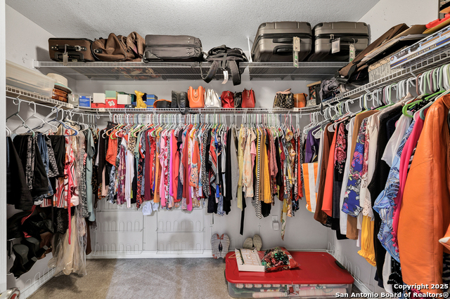 Listing photo id 10 for 1611 Springhouse