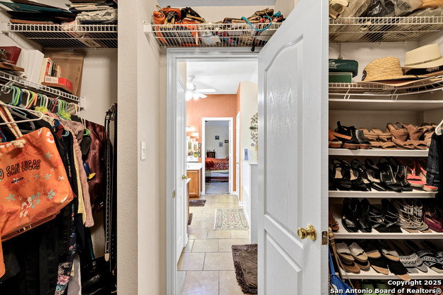 Listing photo id 11 for 1611 Springhouse