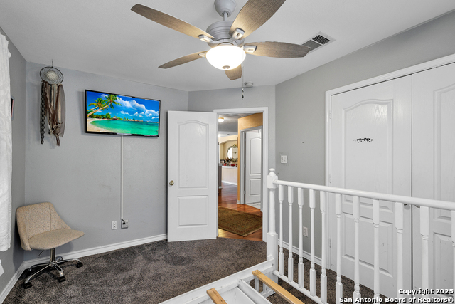 Listing photo id 15 for 1611 Springhouse