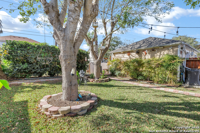 Listing photo id 25 for 1611 Springhouse