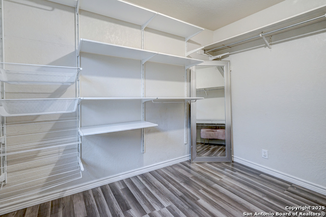 Image 19 of 28 For 10618 Manor Creek